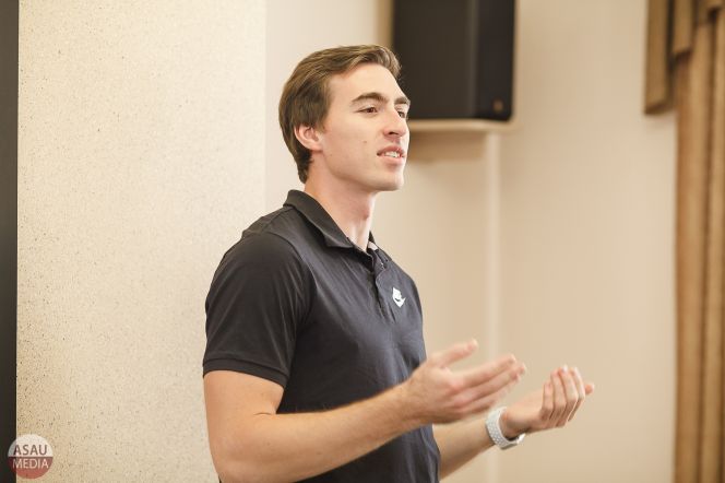 Сергей Шубенков на встрече со студентами АГАУ