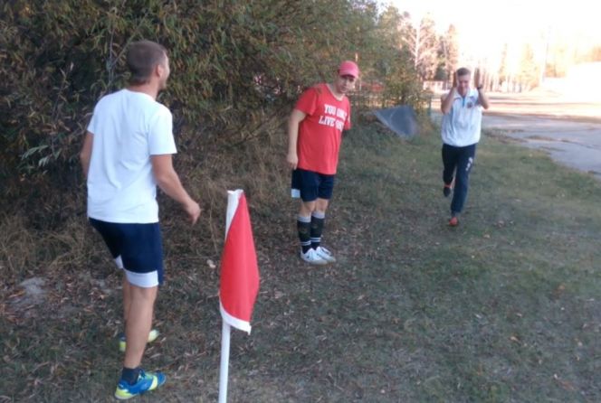 В Павловске состоялся первый лично-командный чемпионат Алтайского края по футгольфу