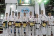 Четыре алтайских спортсмена примут участие в чемпионате и первенстве мира по спортивному контактному каратэ (косики каратэ).