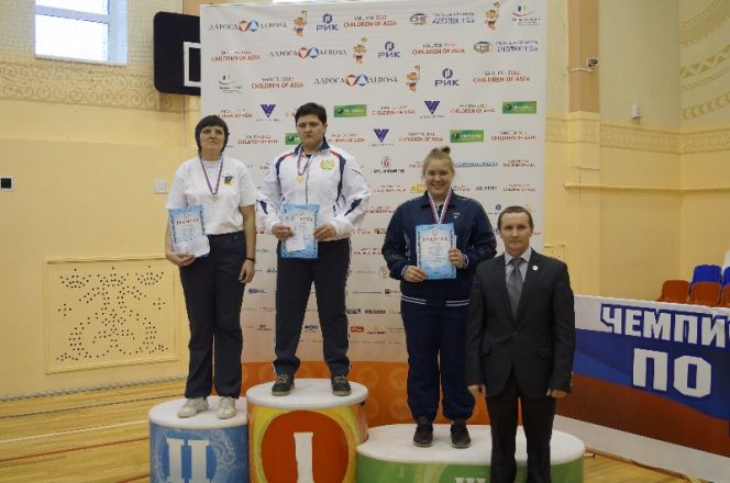 Семь гиревиков из Алтайского края завоевали путёвки в финал чемпионата России (фото).