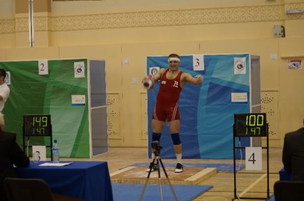 Семь гиревиков из Алтайского края завоевали путёвки в финал чемпионата России (фото).