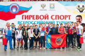 Алтайские гиревики завоевали 15 медалей на V Всероссийском турнире на призы заслуженного мастера спорта России Сергея Леонова