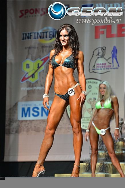 Барнаулец Дмитрий Крылов - победитель Кубка России и Восточной Европы по классическому бодибилдингу в абсолютном первенстве.