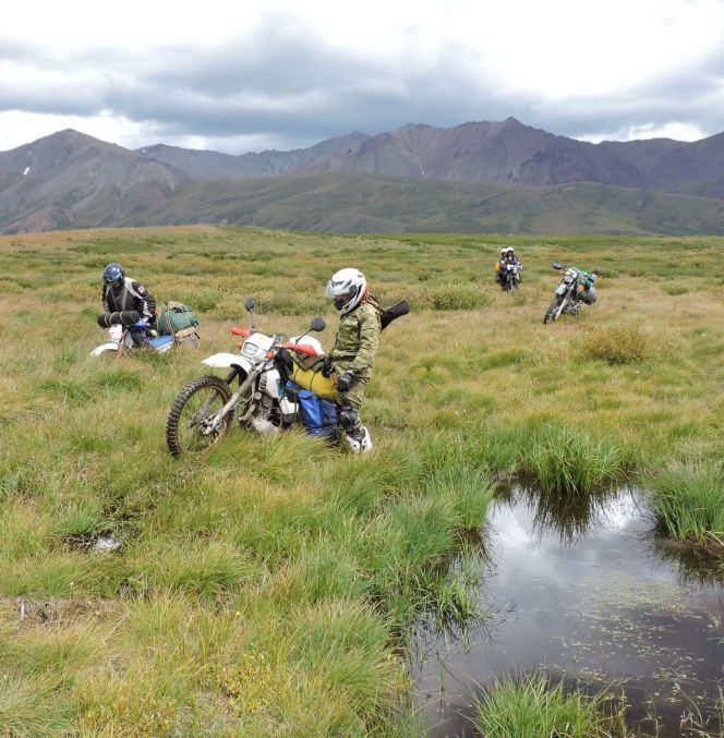 Команда Виктора Пантыкина - обладатель Кубка России - 2018 по спортивному туризму (автомототуризм). Фото из архива путешествия по Республикам Алтай и Тыва.