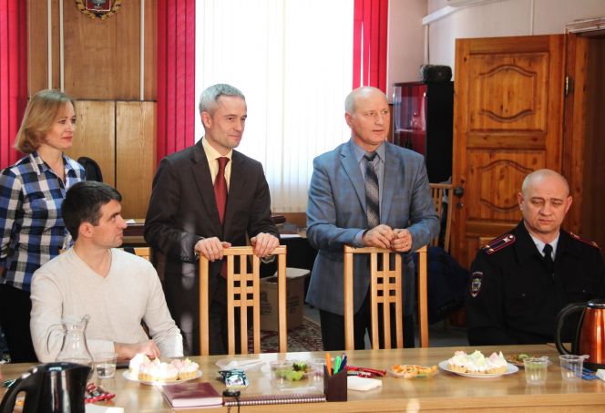 В краевом министерстве спорта прошло награждение организаторов и участников культурной программы барнаульского этапа эстафеты огня Универсиады-2019