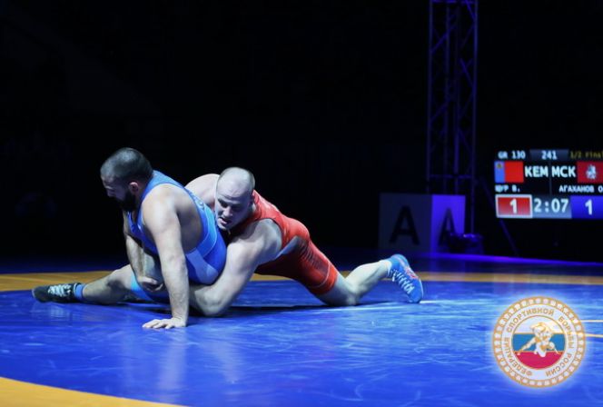 Виталий Щур - чемпион России. Фото: ФСБР.