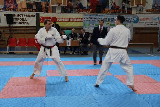В Барнауле прошли зональные соревнования по восточным боевым единоборствам в дисциплине сётокан