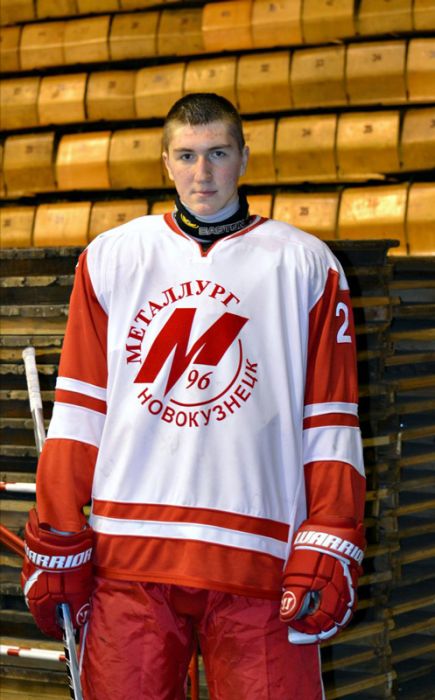 Трое воспитанников алтайского хоккея были выбраны на драфте юниоров Континентальной хоккейной лиги.