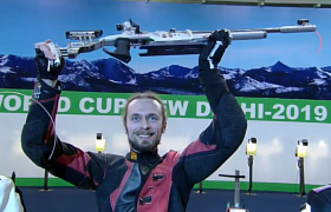 Сергей Каменский - победитель этапа Кубка мира в Индии в стрельбе из пневматической винтовки. Фото: Стрелковый союз России 