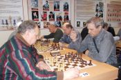 Шахматисты-ветераны провели праздничный турнир 