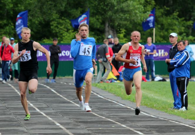 Первые медали обрели хозяев