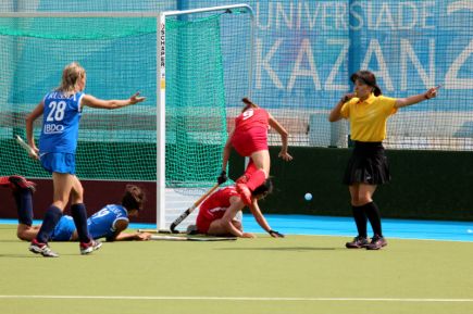 Женская сборная России по хоккею на траве уступила команде Южной Кореи – 1:2 (фото).