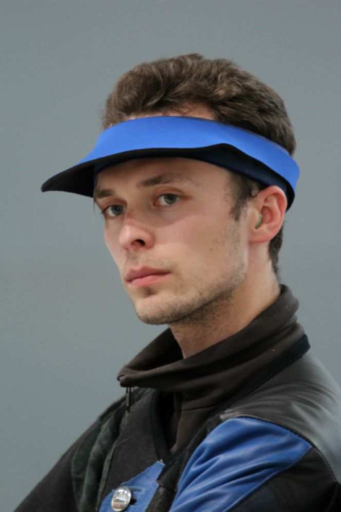 Бийчанин Сергей Каменский – серебряный призёр командного турнира по стрельбе из пневматической винтовки с 10 метров.