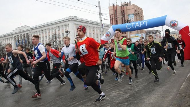 Эстафета на призы газеты «Алтайская правда» . 1 мая 2018 года. Фото: Евгений НАЛИМОВ