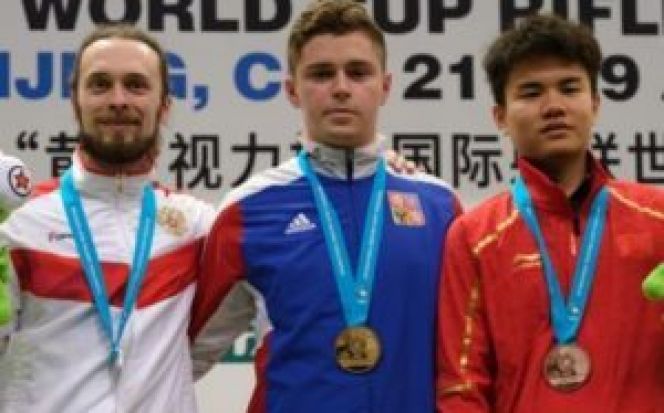 Сергей Каменский - серебряный призёр этапа Кубка мира в Пекине. На фото - слева