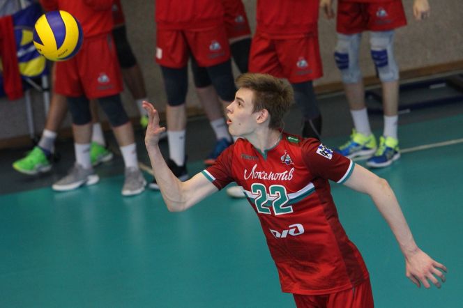 Воспитанник алтайского волейбола Роман Поталюк выиграл Кубок Молодежной лиги в составе «Локомотива-ЦИВС»