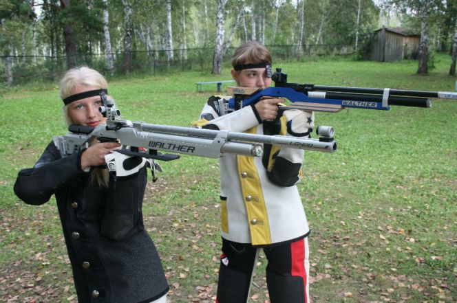 Военно-спортивный клуб "Алькор" из Барнаула стал победителем II краевого фестиваля детского спорта среди военно-спортивных и военно-патриотических клубов. 