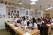 Сборная Алтайского края вошла в квартет сильнейших на шахматном турнире окружного этапа IX летней Спартакиады учащихся России 