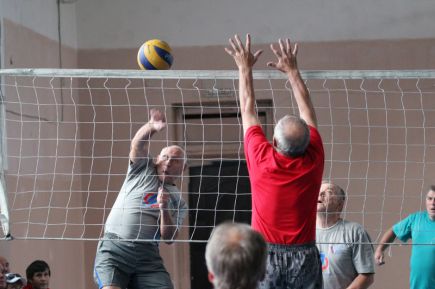 Есть порох в пороховницах!