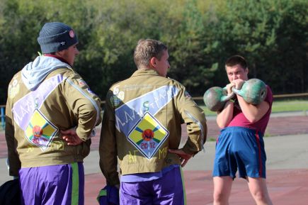 «А стройотряды уходят дальше…»