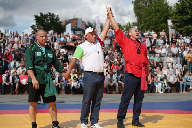 Двое спортсменов из Алтайского края стали серебряными призёрами федерального сабантуя