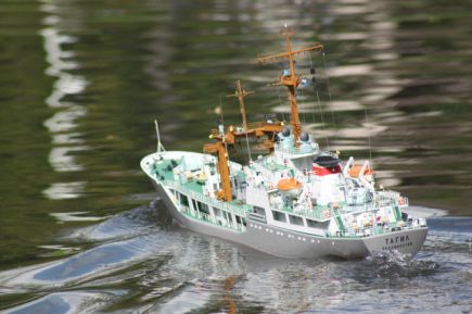 Валерий Шишкин из Бийска – бронзовый призёр чемпионата мира в классе радиоуправляемых моделей-копий (фото).