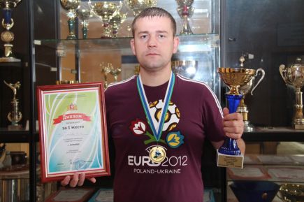 Барнаулец Игорь Филиппов - победитель Открытого чемпионата Свердловской области по бильярдному спорту глухих «Свободная пирамида».