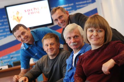 Первая пятёрка факелоносцев