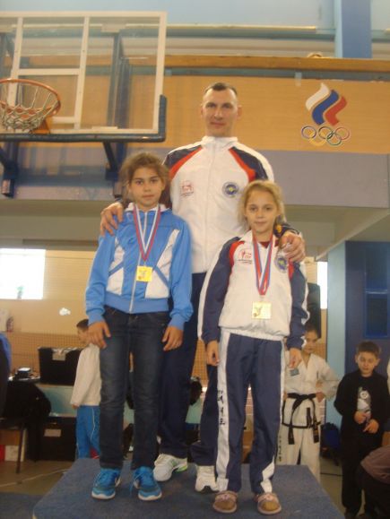 Шесть золотых медалей  привезли алтайские тхэквондисты с детско-юношеского Кубка Сибири.
