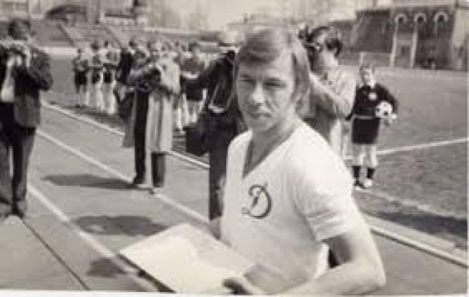 Легендарному алтайскому футболисту Валерию Белозерскому – 70 лет