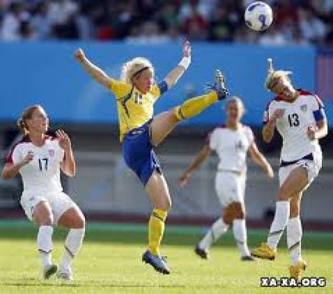 26-27 октября. Барнаул. Ст-н СДЮШОР А.Смертина. Первенство России среди женских клубов 1-го дивизиона. Зона "Сибирь". "Алтай" (Барнаул) - "Кузбасс" (Кемерово).