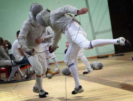 Вжик, вжик, вжик – кто на новенького?