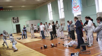 Вжик, вжик, вжик – кто на новенького?