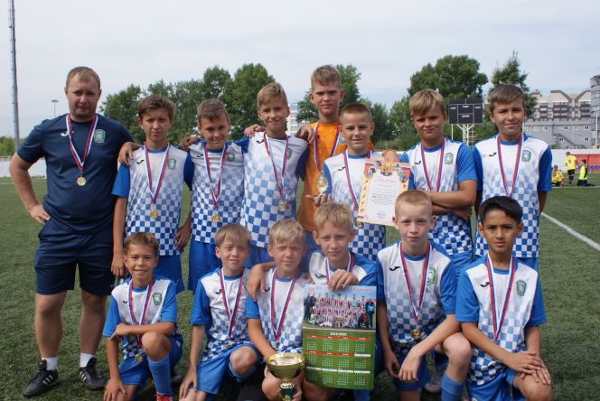 Победителем турнира, посвящённого 30-летию барнаульской спортшколы «Полимер», стала «Томь-2008»