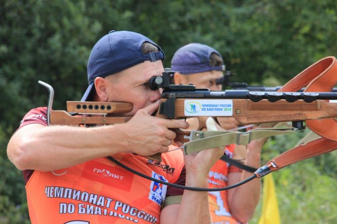 В Змеиногорске прошли соревнования по летнему биатлону (фоторепортаж)