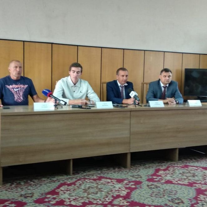 Возможно, сегодня алтайские легкоатлеты лишатся политеховского манежа