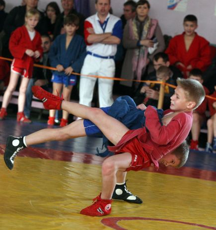 Полку чемпионов прибыло!