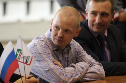 Эвандер Холифилд и Алексей Тищенко посетили зал бокса в спорткомплексе «Победа» (фото).