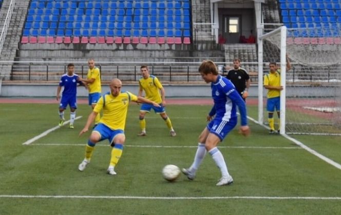 На фото: фрагмент матча "Бурятия" (Улан-Удэ) - "Строитель" (Бийск)