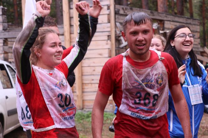 В Павловске 14 сентября состоялась первая в истории Сибири командная гонка ГТО среди студентов-стройотрядовцев СФО