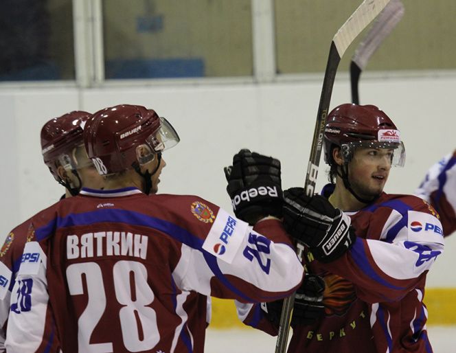 Надо поддержать