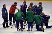 1 декабря в Барнауле отметили День хоккея.