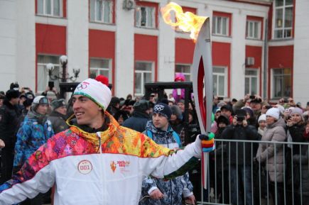 Олимпийский огонь прибыл в Барнаул