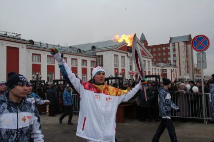 Олимпийский огонь прибыл в Барнаул