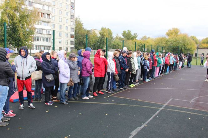 На краевом фестивале «Готов к труду и активности» среди инвалидов по слуху почти три десятка участников сдали нормативы на знаки ГТА