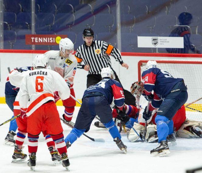 Фрагменты матча ННГУ (Нижний Новгород) - UK PRAHA (Чехия). Фото: Владимир Мартынов
