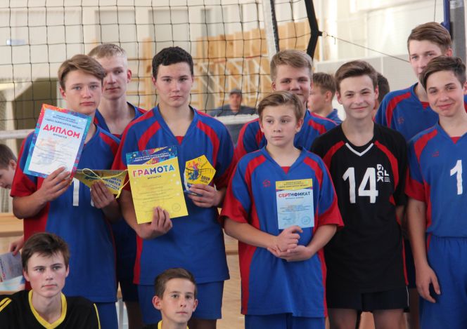 Определились 16 финалистов краевого фестиваля "Здесь зажигаются звезды"