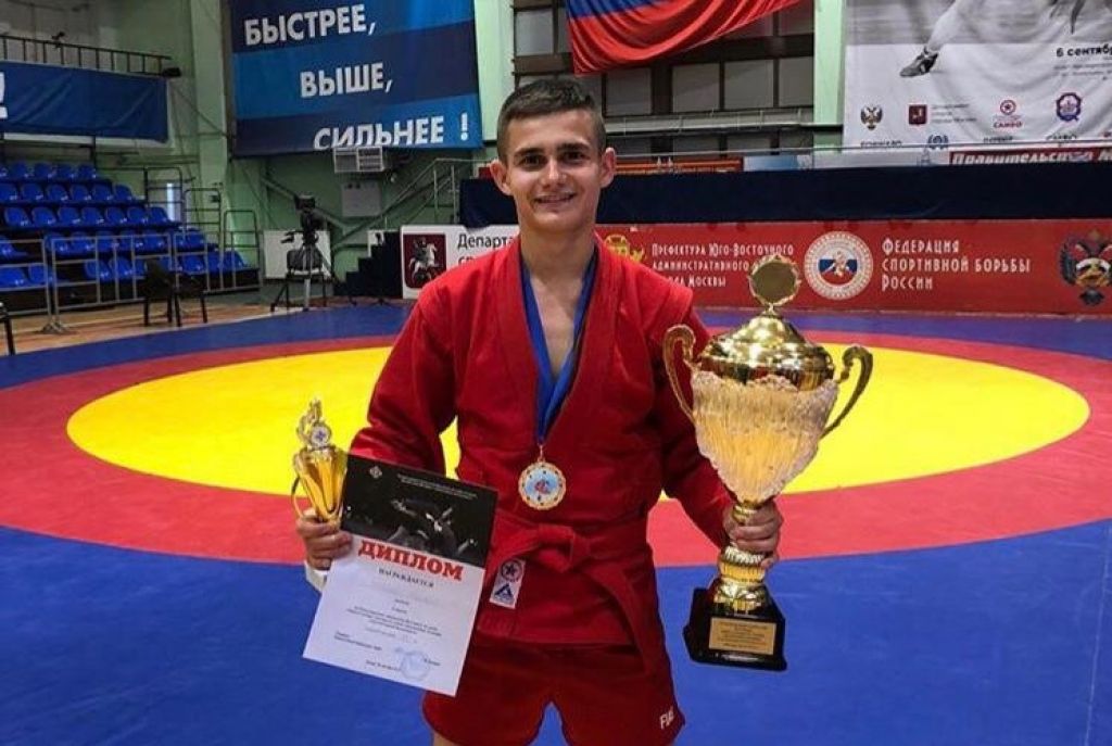 Сусоров Сергей самбо чемпион мира