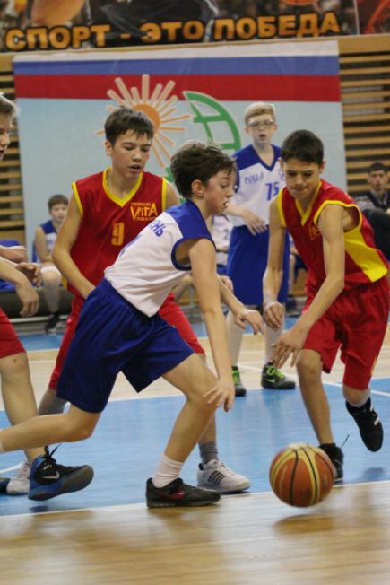 В краевом центре прошли матчи баскетбольной лиги Урала и Сибири «VITA» среди юношей 2000 года рождения.