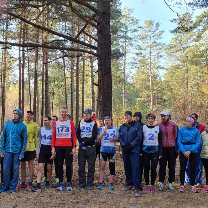 В Барнауле прошел традиционный кросс, посвященный выдающемуся  российскому ультрамарафонцу Андрею Дерксену